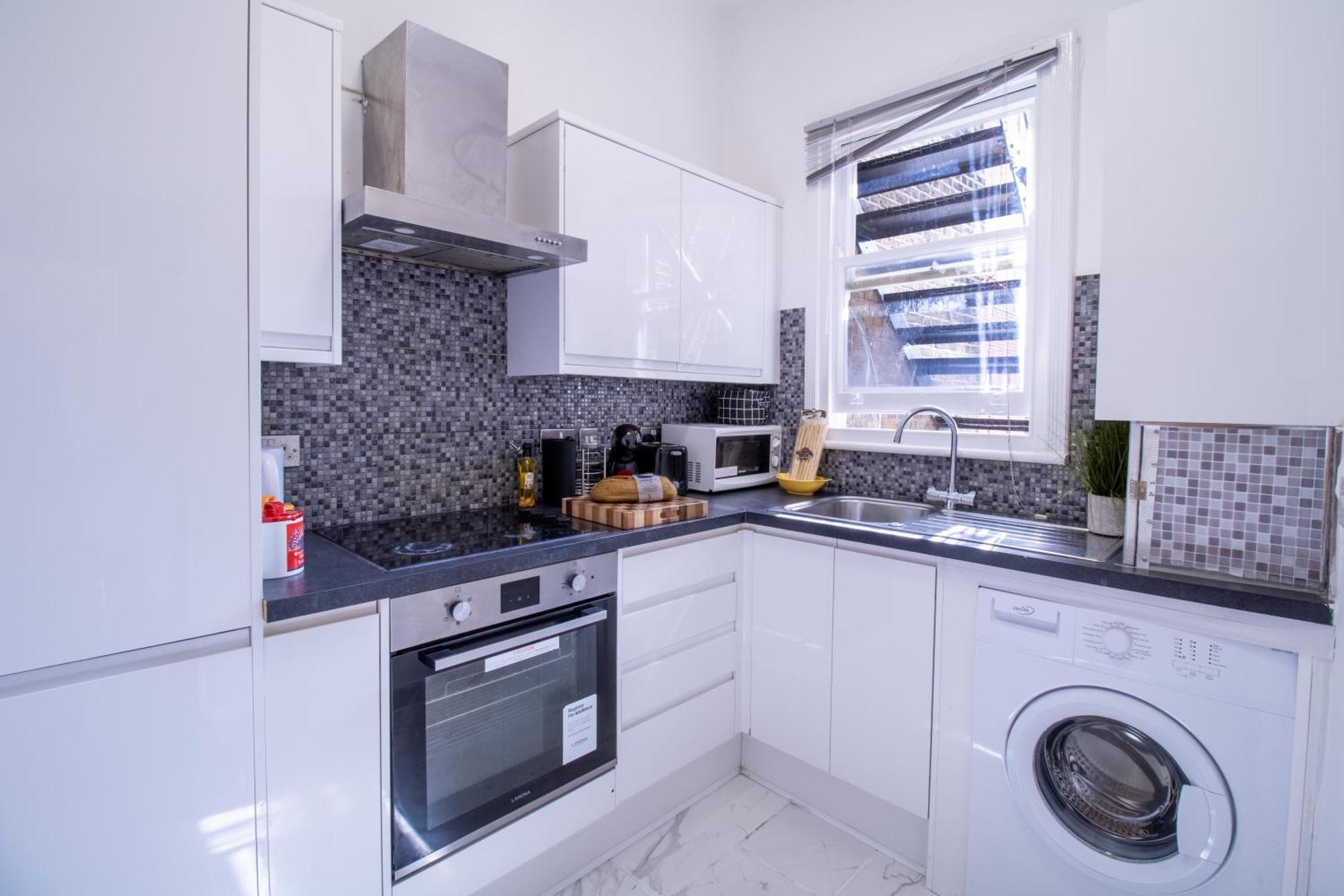 לונדון Spacious Studio Apartment On Oxford Street 9Gc מראה חיצוני תמונה