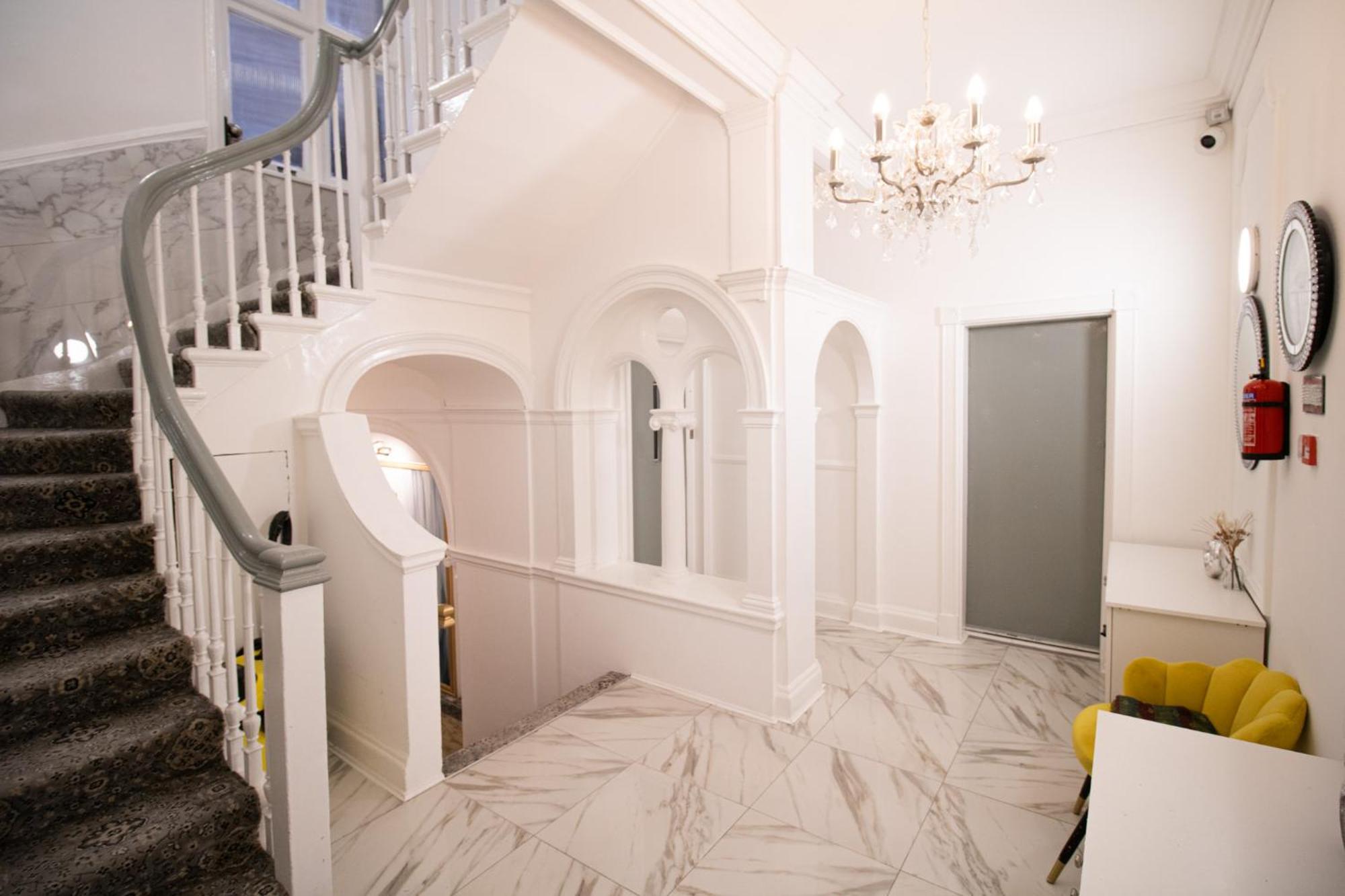 לונדון Spacious Studio Apartment On Oxford Street 9Gc מראה חיצוני תמונה