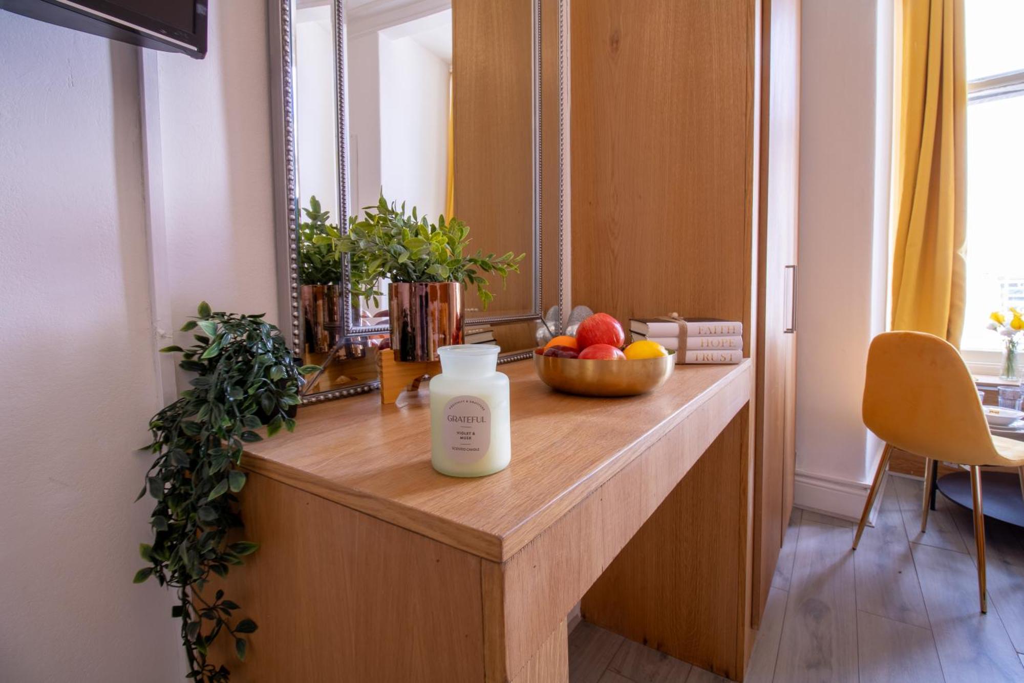 לונדון Spacious Studio Apartment On Oxford Street 9Gc מראה חיצוני תמונה